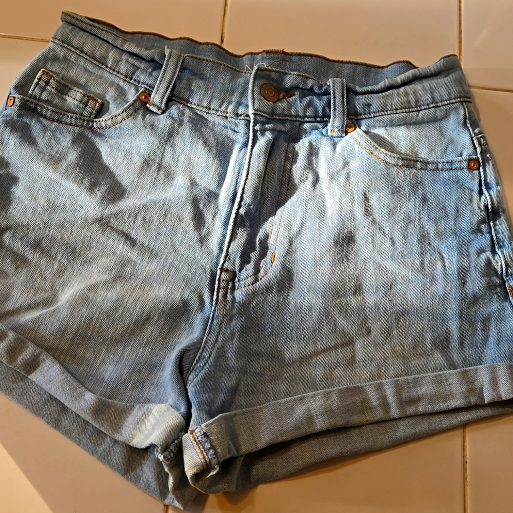 Jean shorts, lot 11